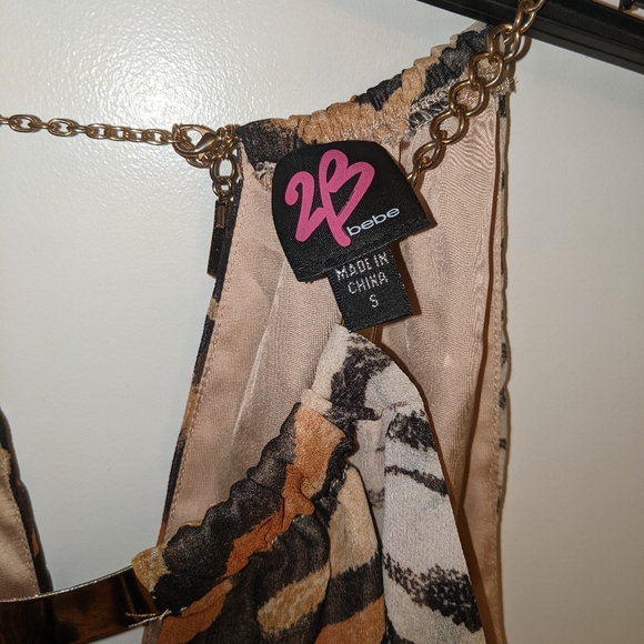 2B BEBE Tiger Print Halter Top With Necklace Attachment Size Small - Picture 3 of 11